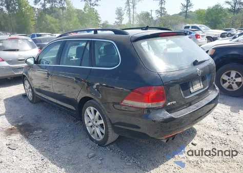 2013 Volkswagen Jetta Sportwagen 2.0L Tdi from USA, damaged, VIN 3VWPL7AJ0DM694596